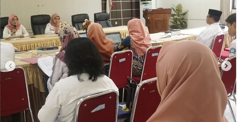 Menghadiri Pembahasan Public Hearing Rancangan Peraturan Bupati Kabupaten Kendal tentang Kawasan Tanpa Rokok